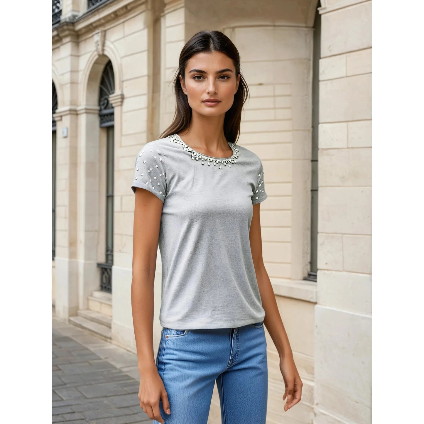 T-Shirt With Pearls and Chrystals