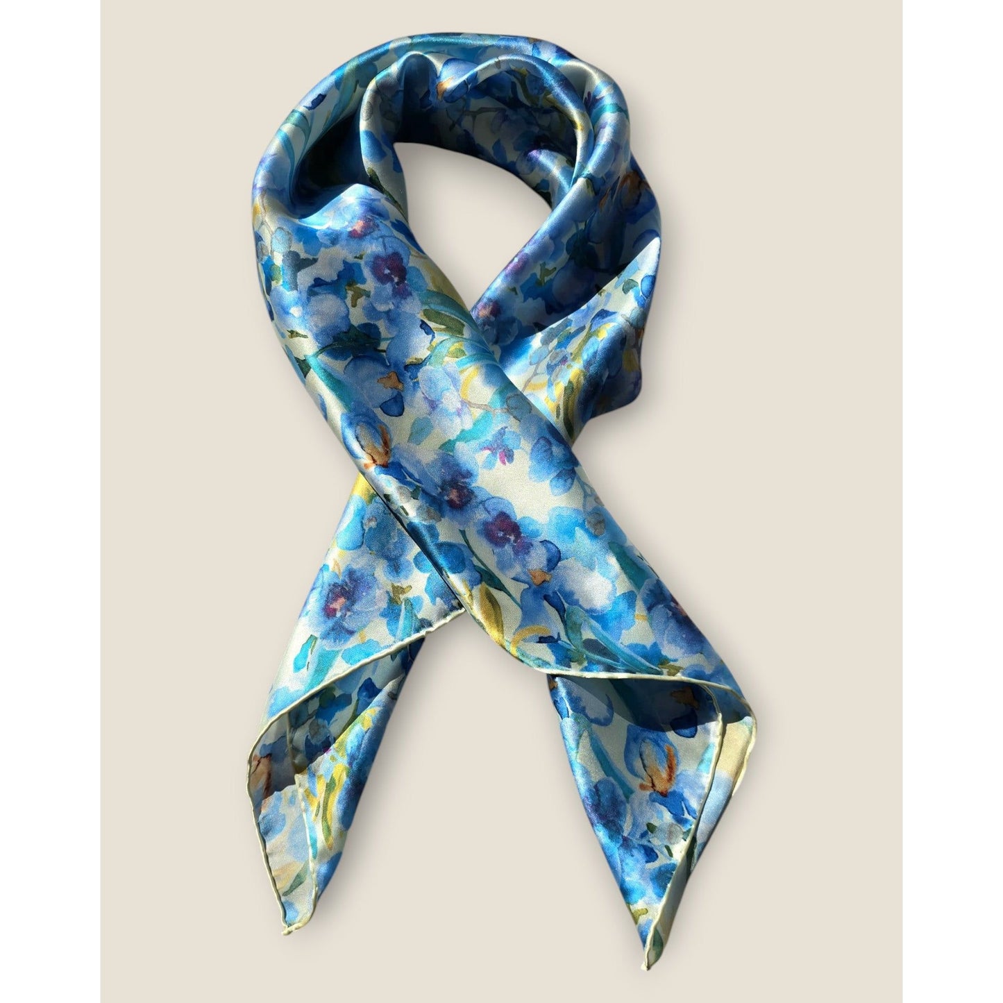 Pure Mulberry Silk Square Scarf "Le souffle de Myosotis"