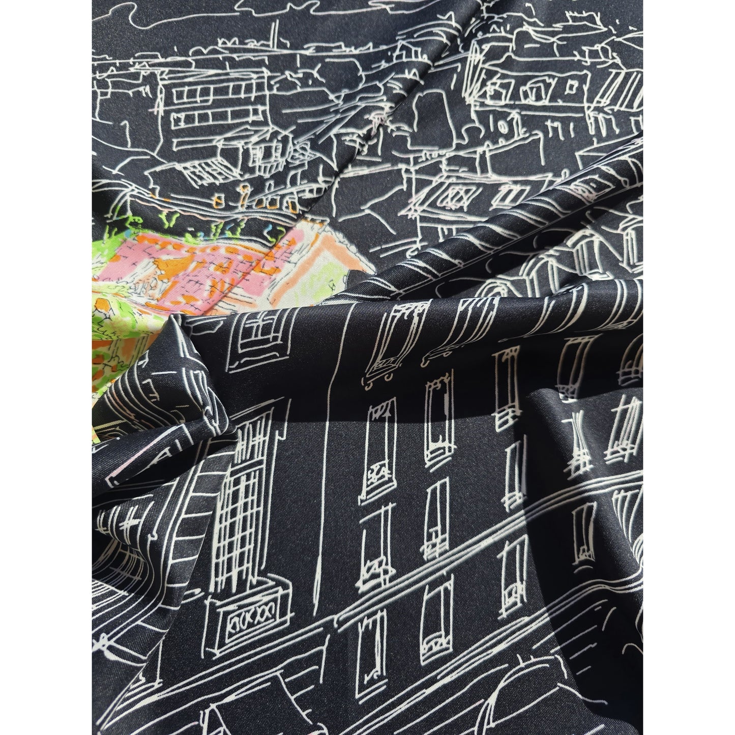 100% Twill Silk Scarf "Black City"