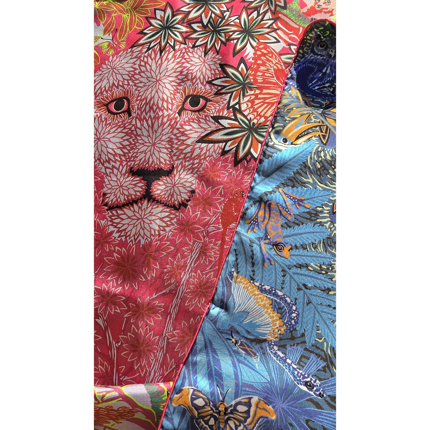 Luxury Double Sided Silk Twill Scarf "Tigre Dans La Forêt"