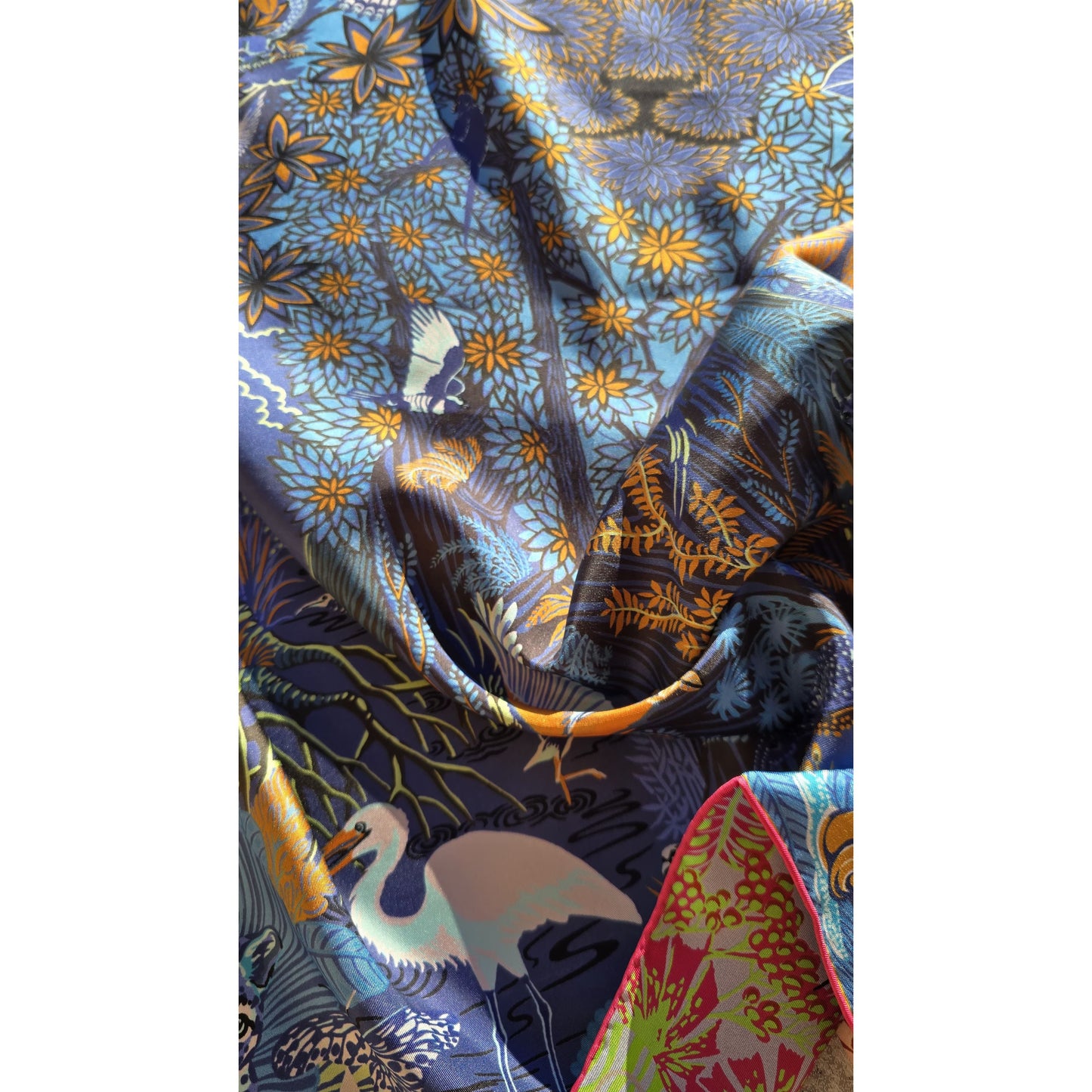 Luxury Double Sided Silk Twill Scarf "Tigre Dans La Forêt"